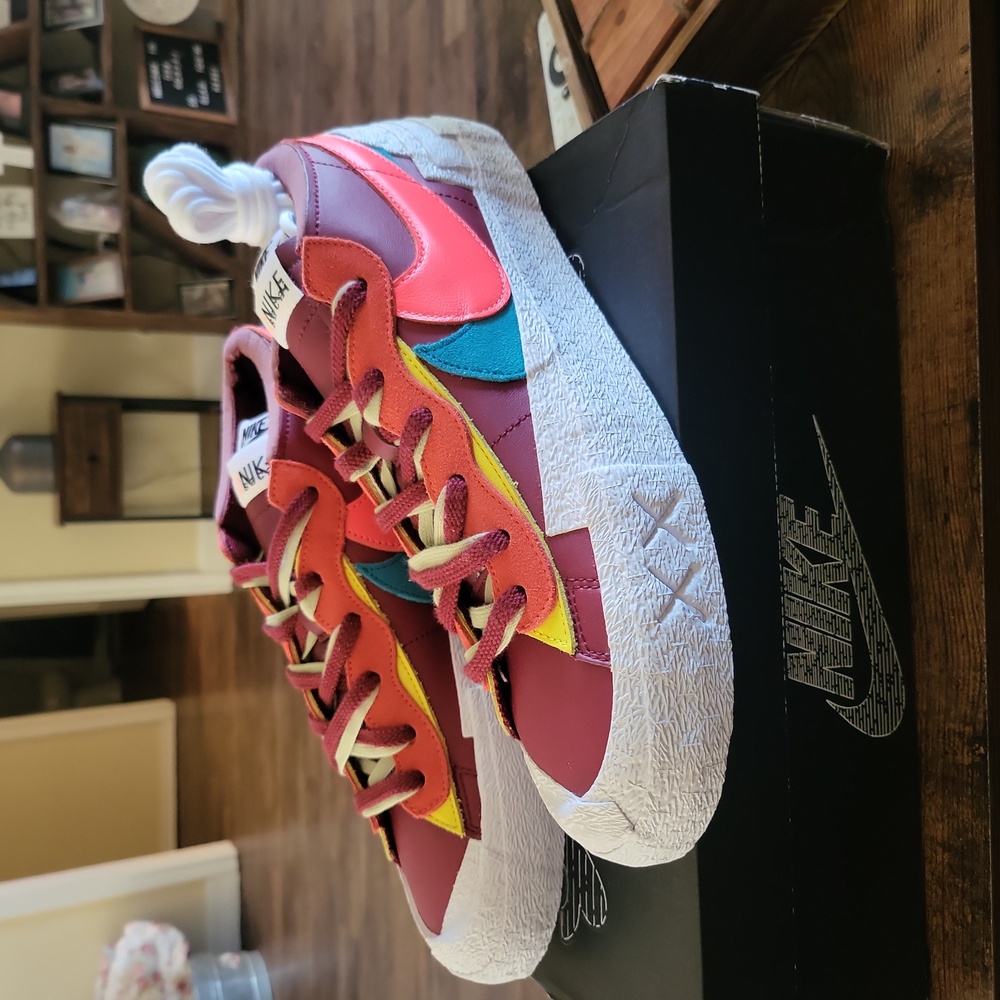 Nike blazer Sacai Kaws Red - Picture 2 of 5